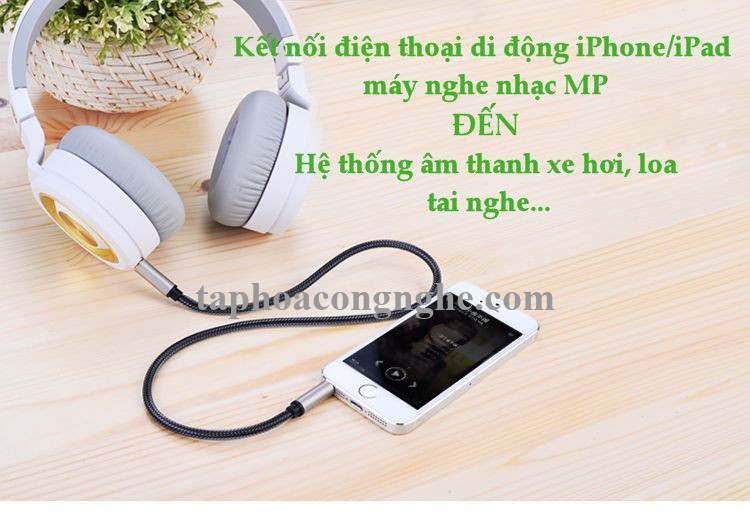 Ugreen 10601 0.5M màu xám đen cáp 3.5mm Pro audio đầu kim loại dây dù bọc chống nhiễu 50cm AV125 30010601